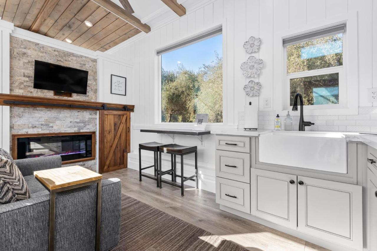 Tiny Home | Lewis Ranch 1 Lindsay Bagian luar foto