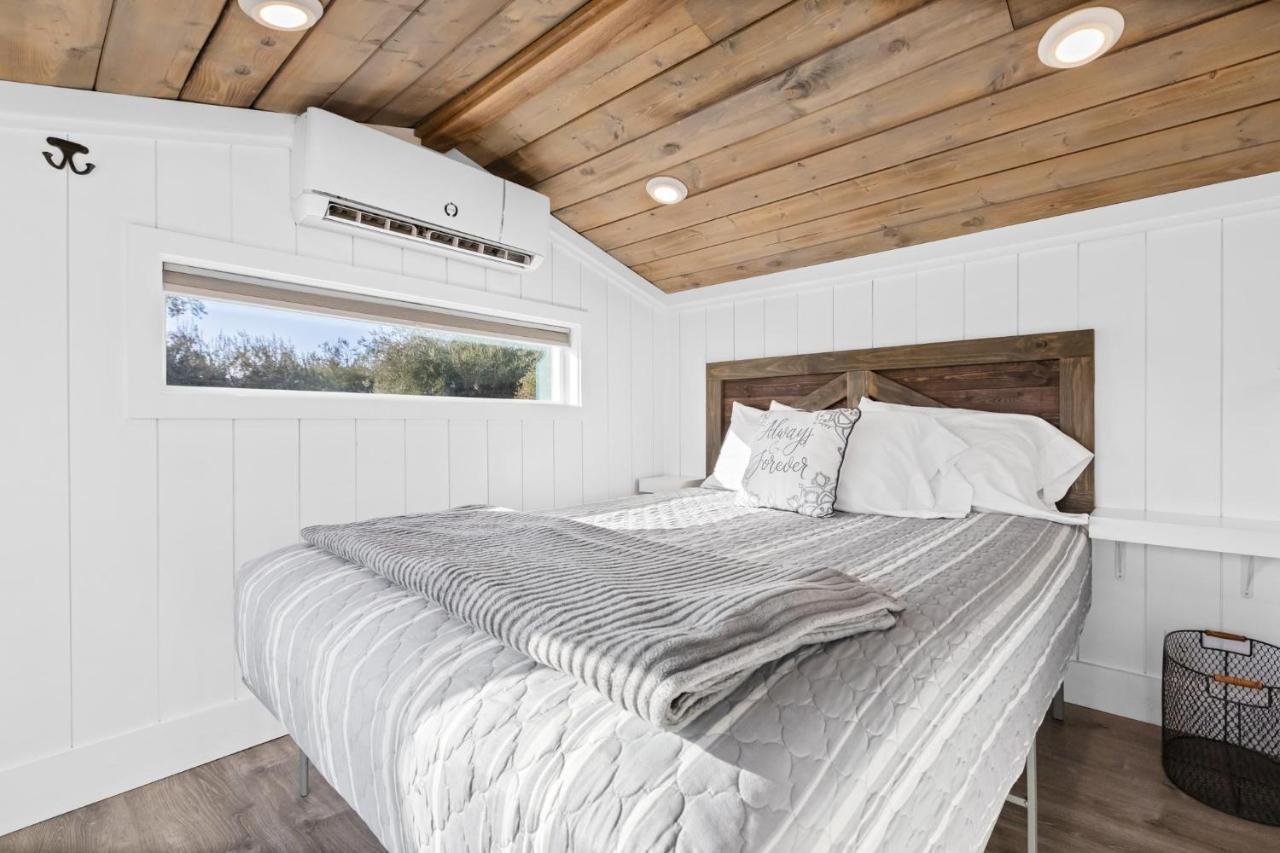 Tiny Home | Lewis Ranch 1 Lindsay Bagian luar foto